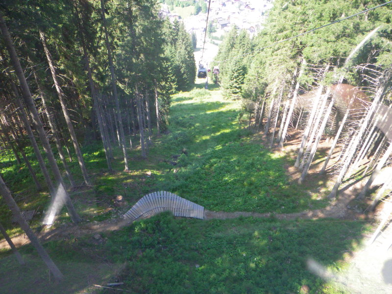 Az X-line egy szakasza a liftből