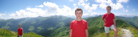 Háttérben a 3000-esek a Hohe Penhabról