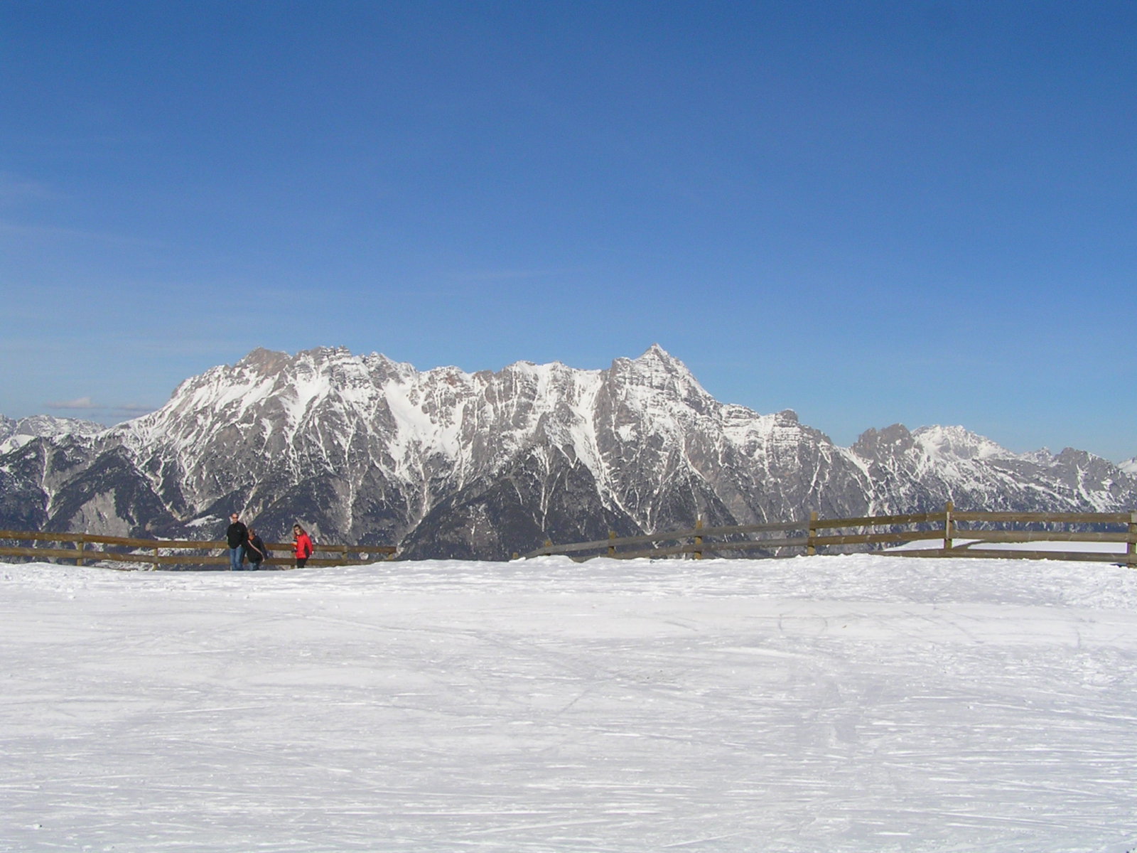 Kilátás a Schönleiten lift felső állomásától észak felé