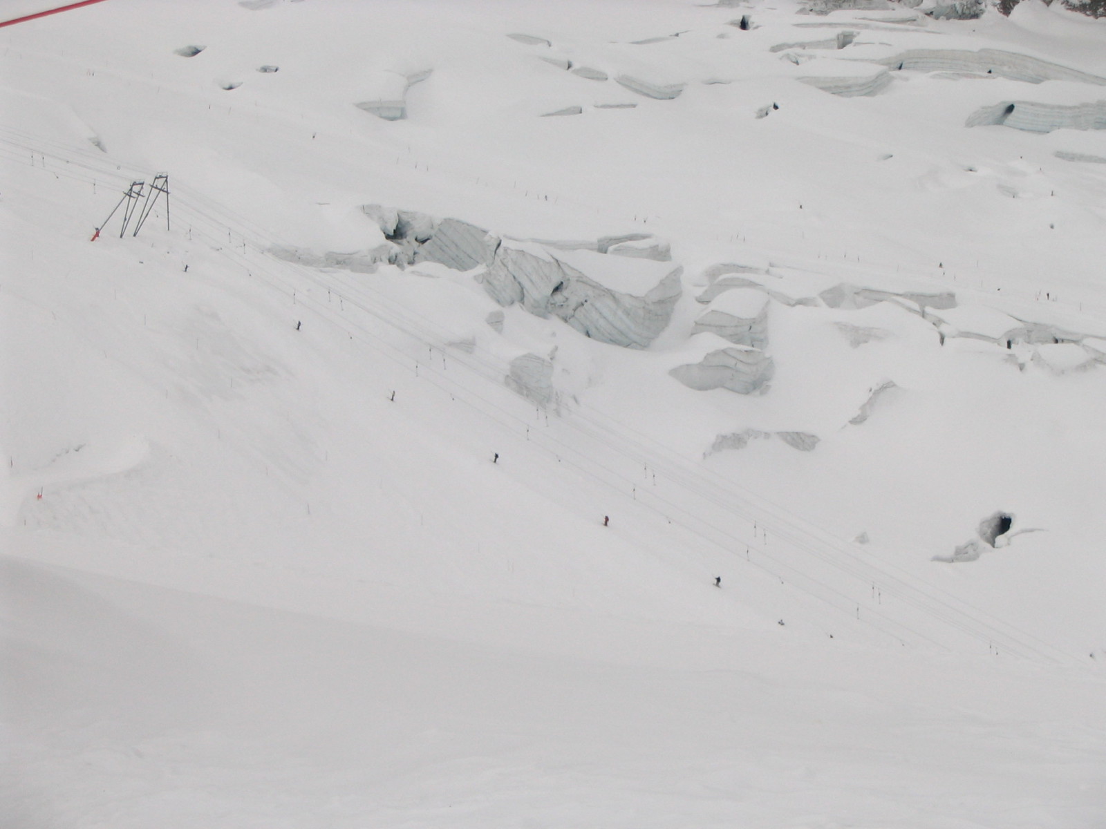 Síelők a gleccseren