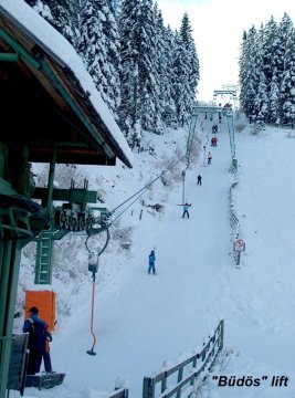 A Buchenwald csákányos