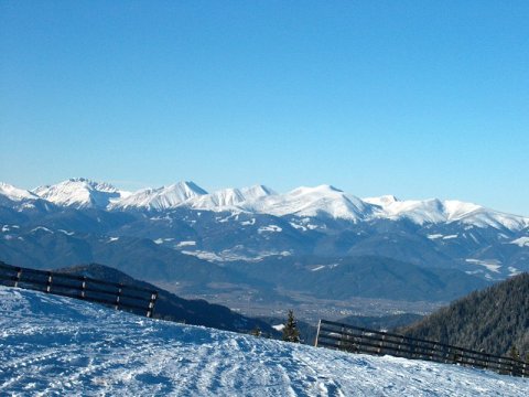 A hosszú kerűlő pálya kezdete a tetőn