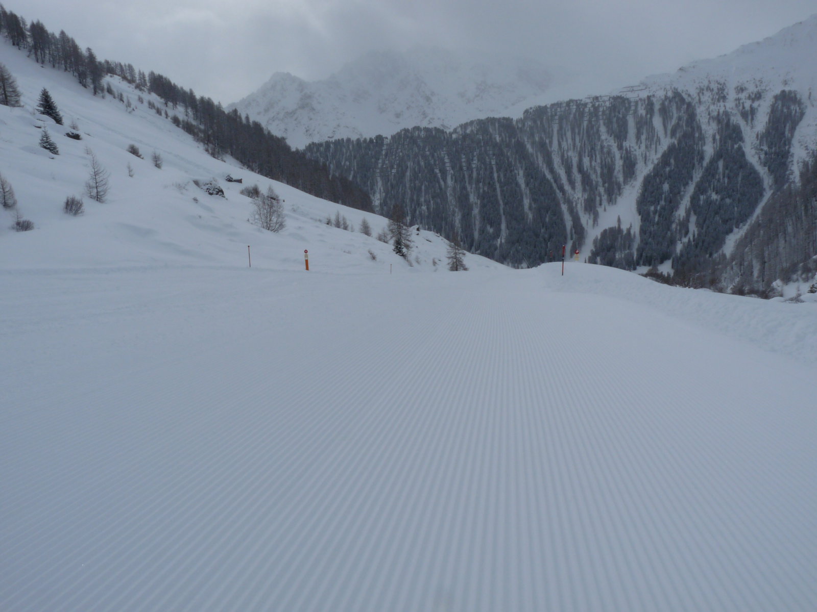 szépen ratrakolt 60-as pálya