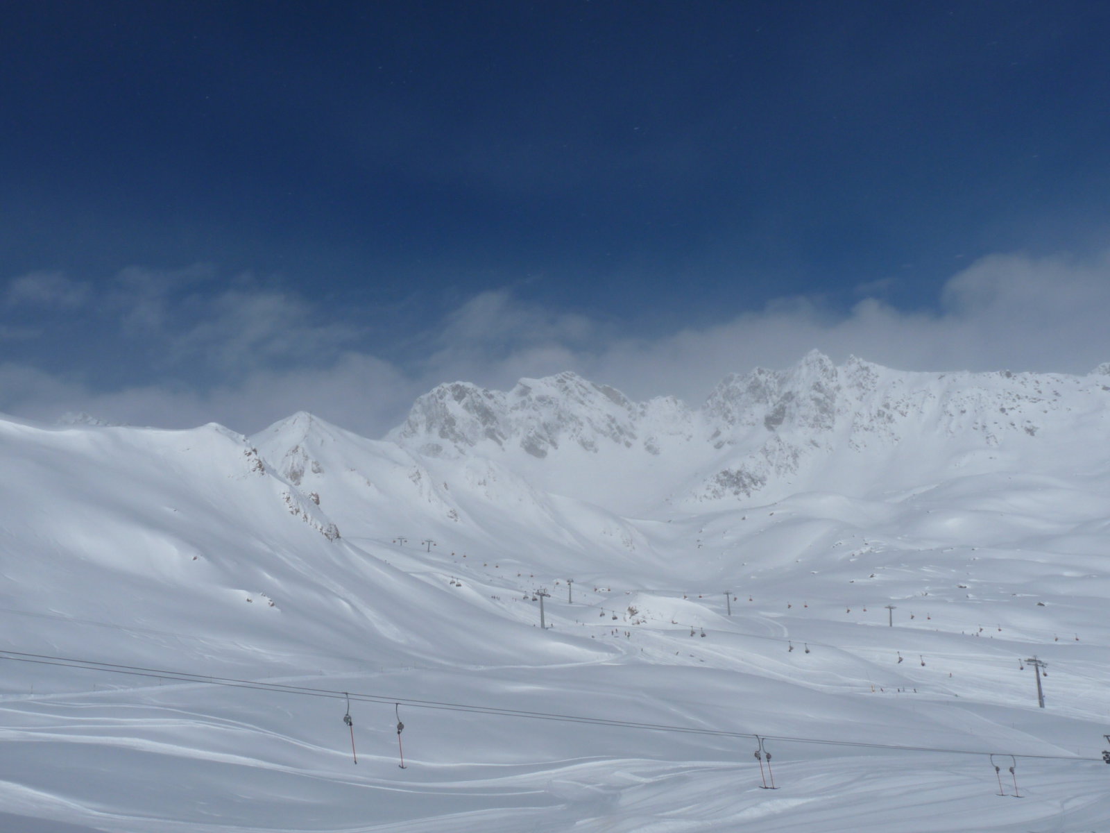 hatalmas hó mindenütt