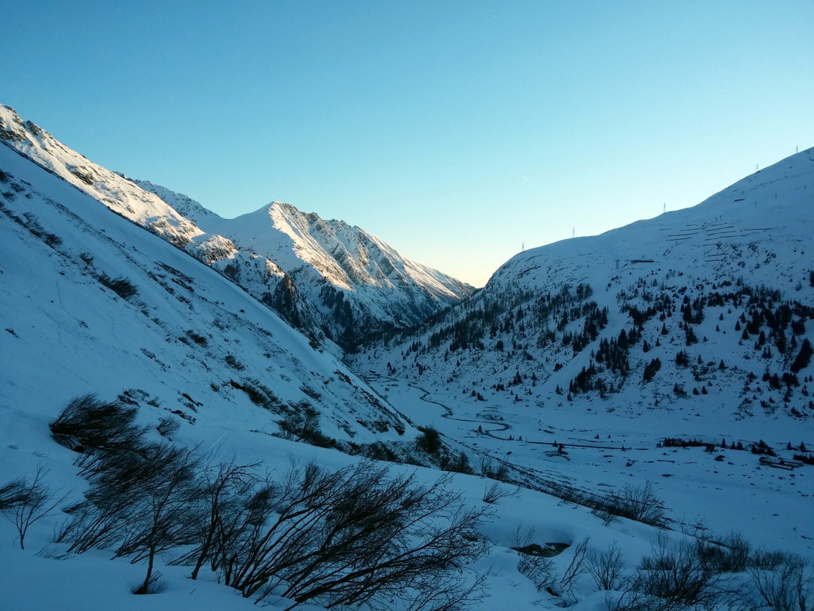 Hátunk mögött jött fel a nap.