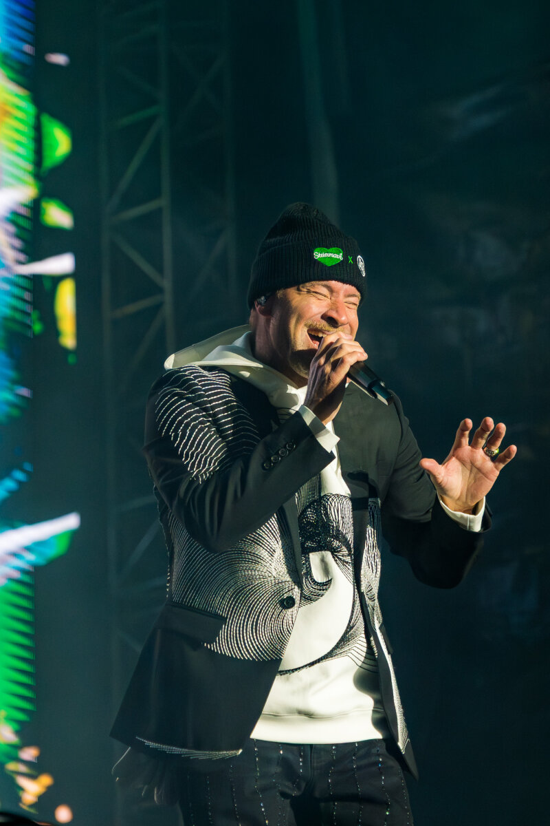 (c)  Lisa Marie Ernst