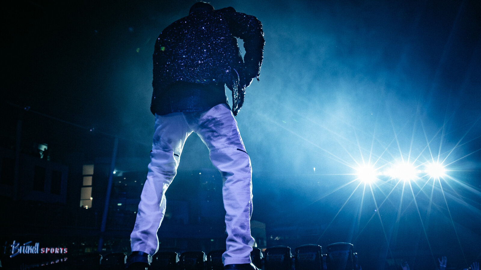 (c)  Lisa Marie Ernst