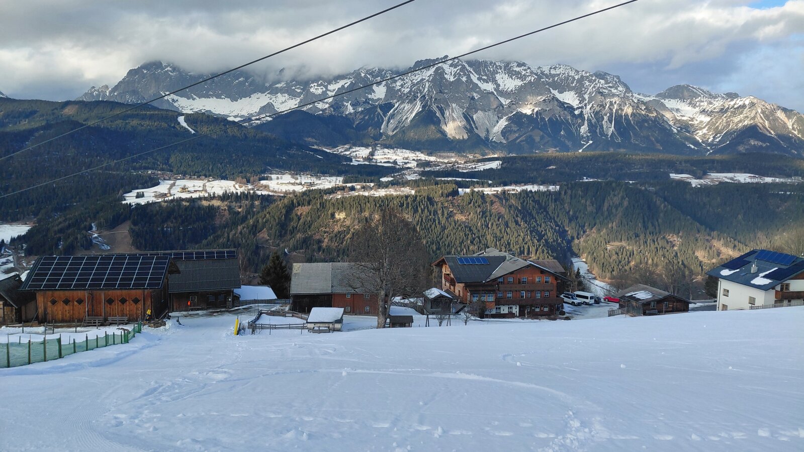 Szállásunk a Hochwurzen 40-es pályáról