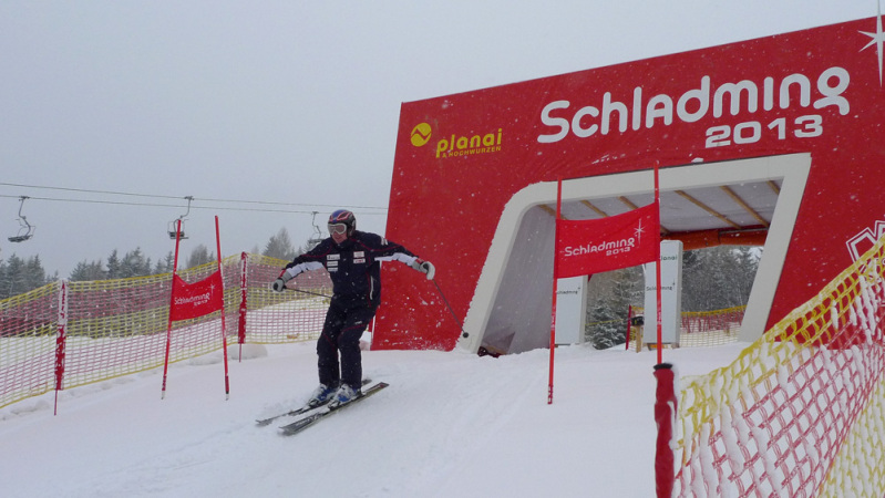 A startkapun már a 2013-as schladmingi VB reklámja - Kattints a képre a nagyításhoz