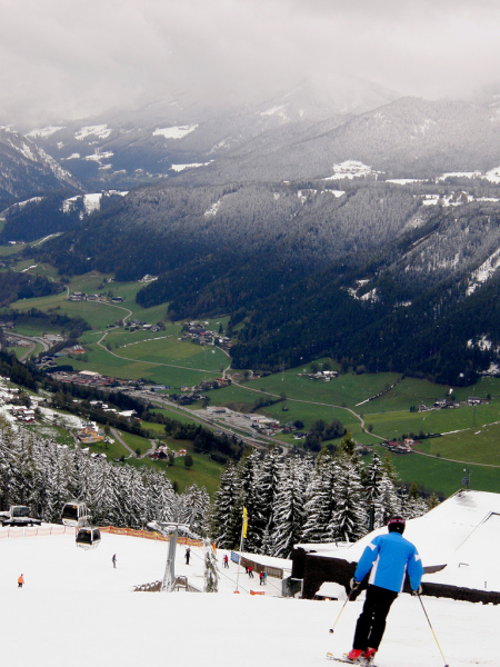 Két évszak között