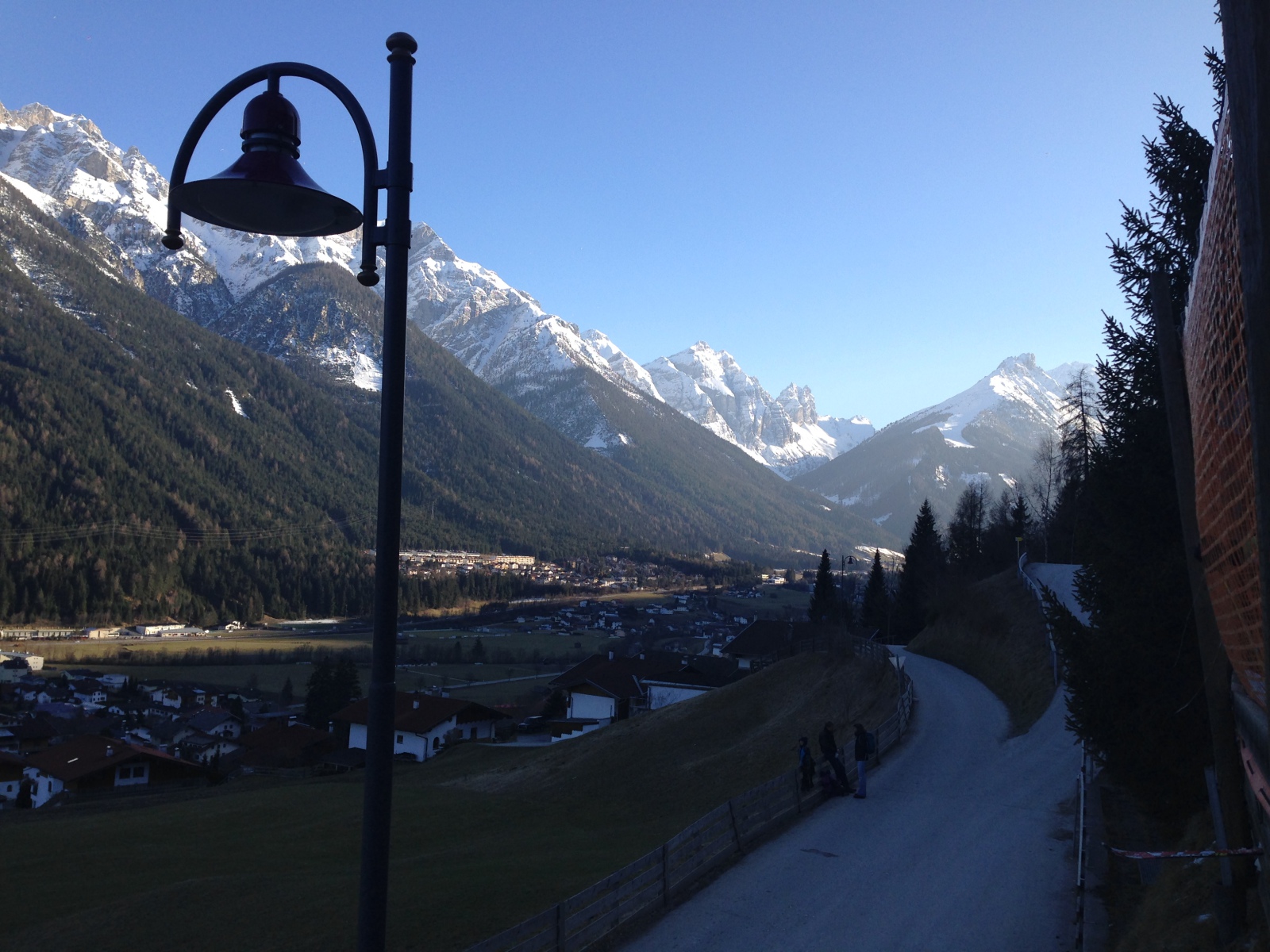 Pillantás a Stubaital felé a Talabfahrt tövéből