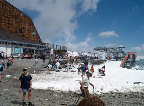 Grawand belső kilátóterasza a gleccser tetején