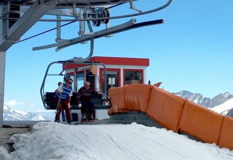 Kiszállás a tetőterasz alatt