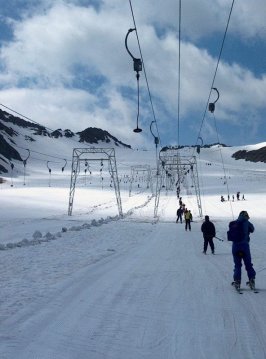 Gleccser-tó iker húzósa, ami csak 10:00-ig volt igazán jó, mert később a hó fellezult