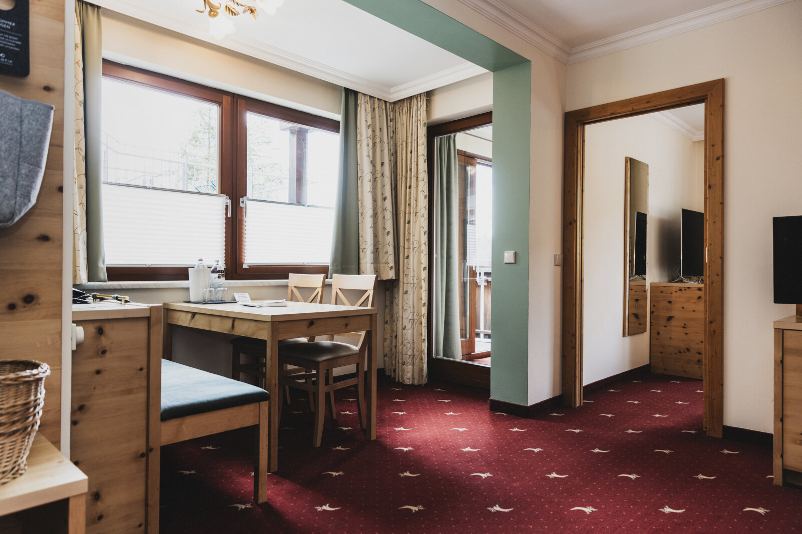 "Swiss stone pine" lakosztály