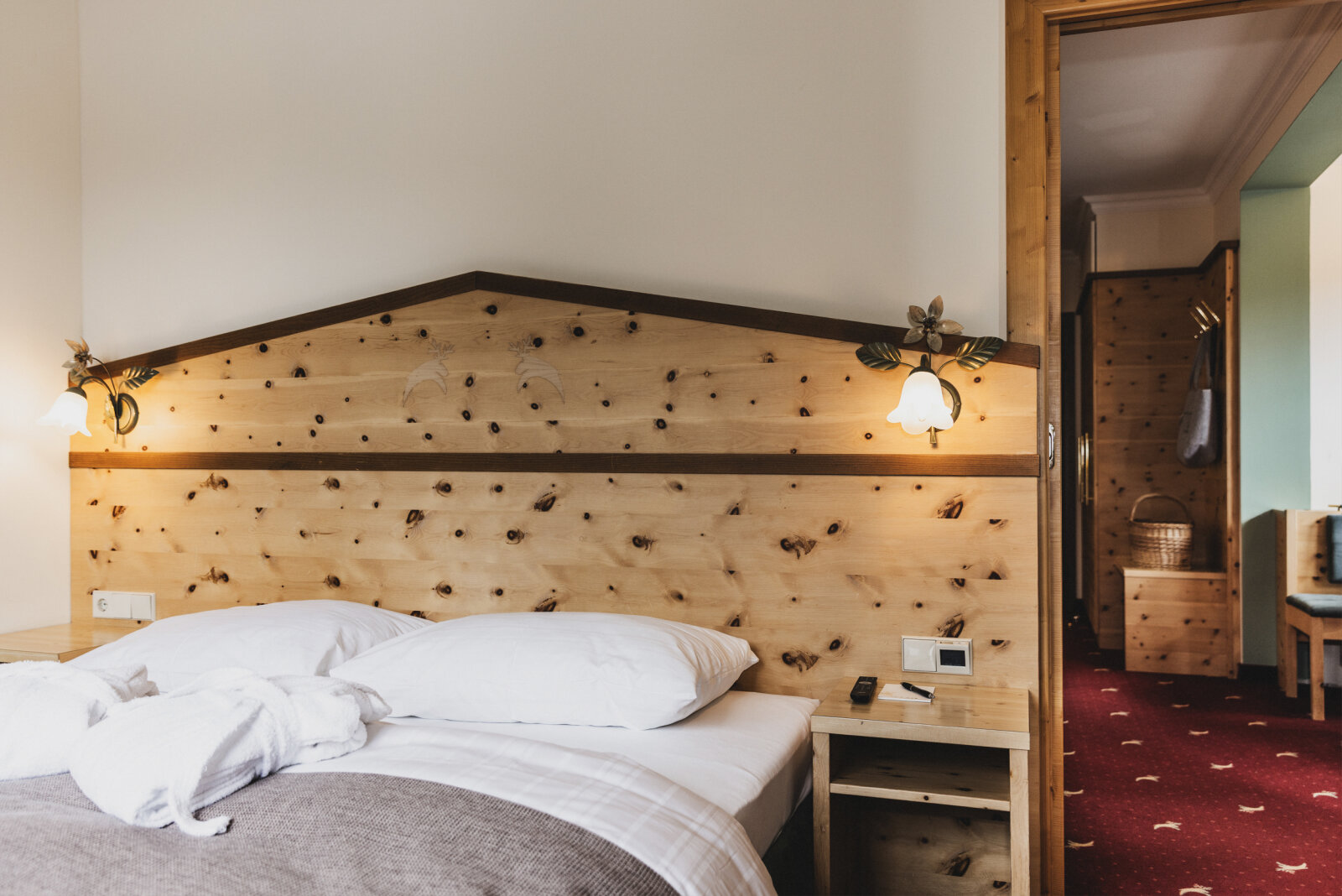 "Swiss stone pine" lakosztály