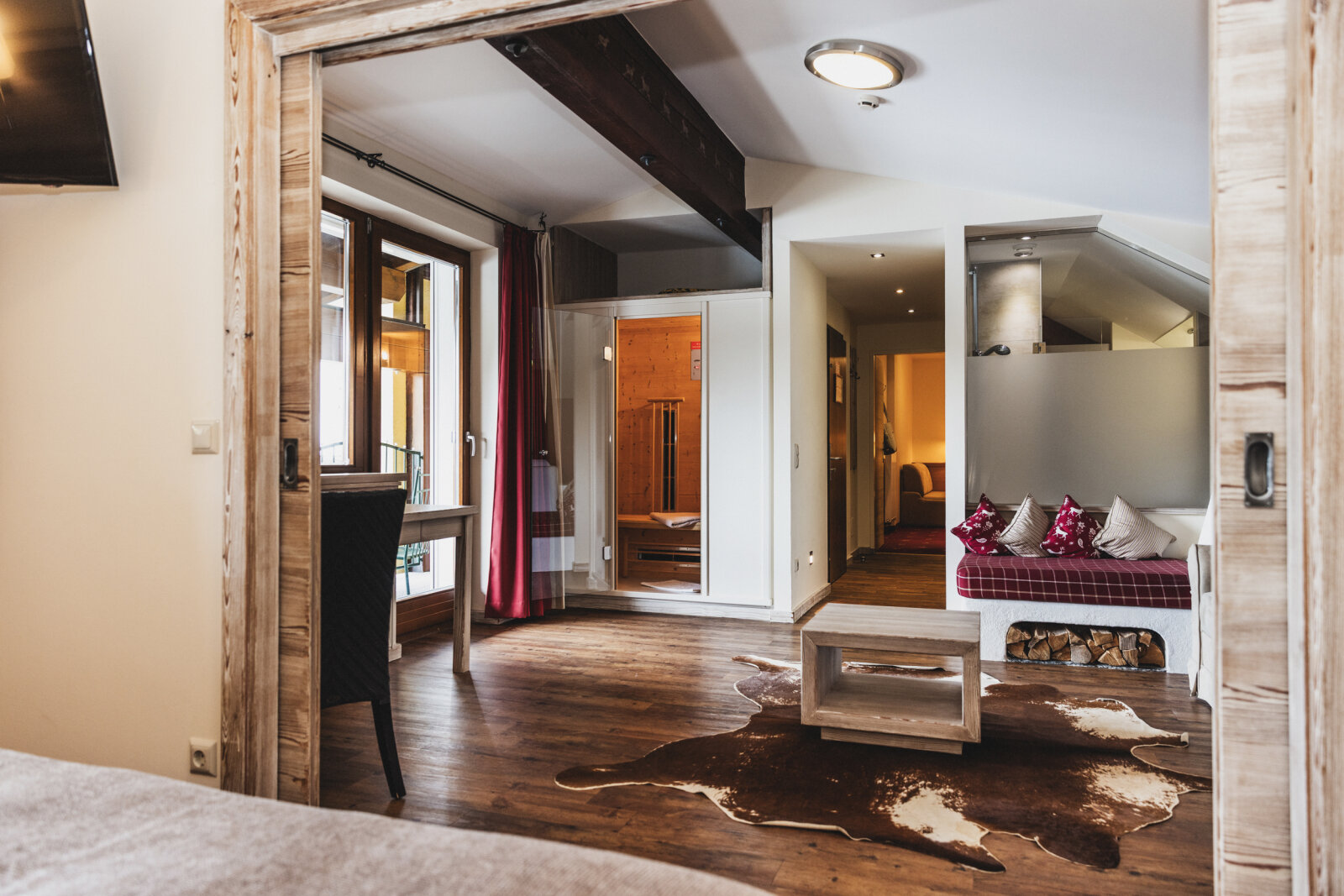 "Gemstone" lakosztály