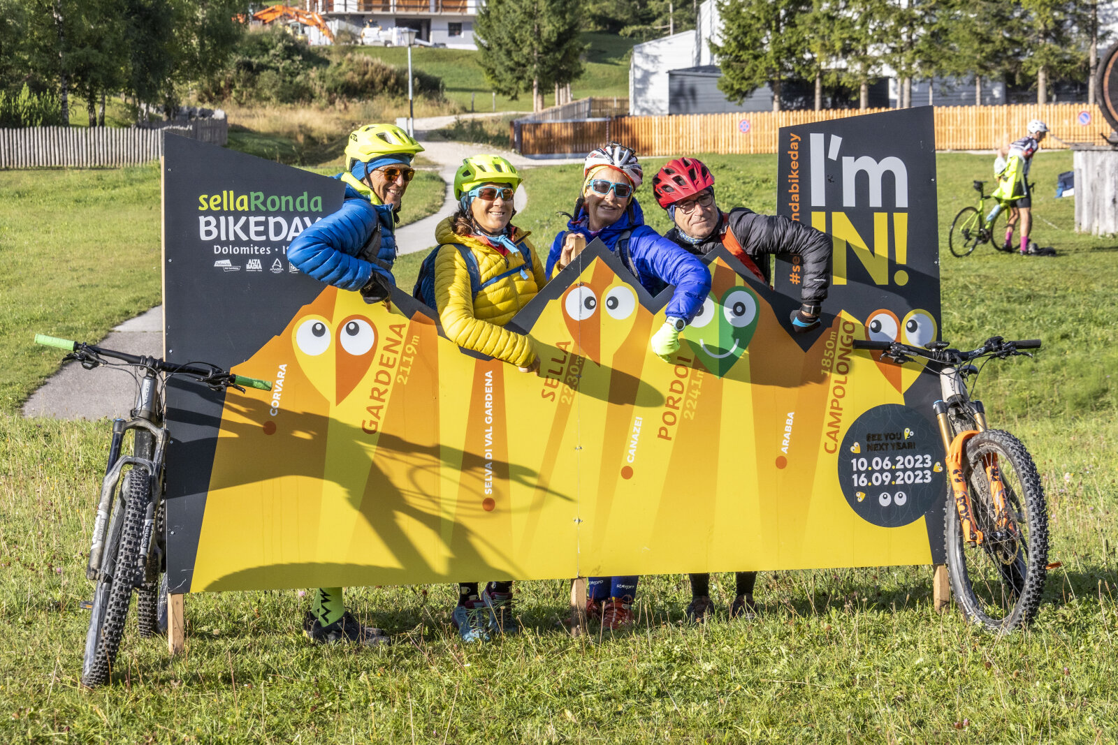 4 hágón lehet áttekerni a kijelölt napokon! Forrás: sellarondabikeday.com