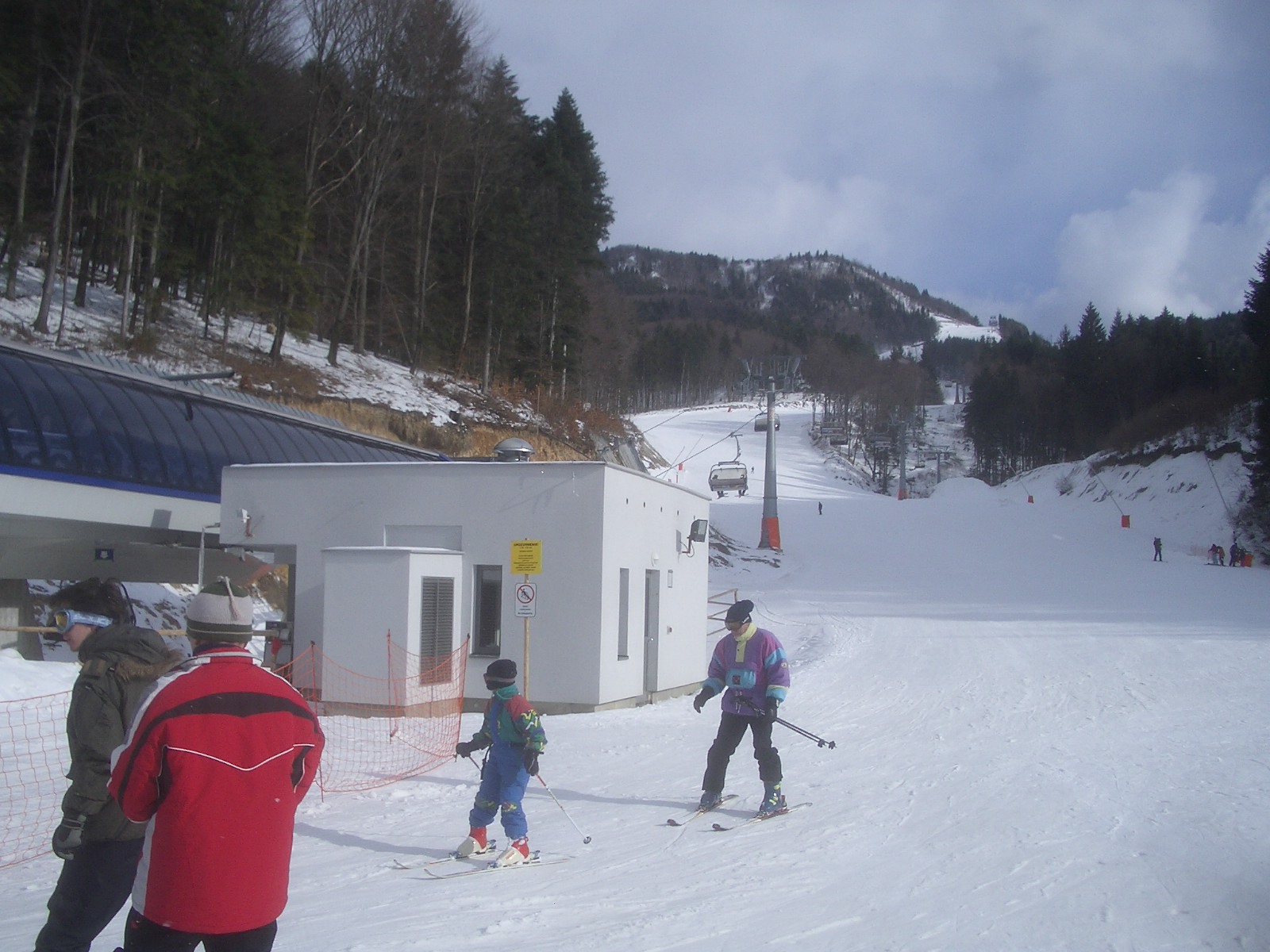 A "tömeg" - sorbanállás nem volt egy fél másodperc sem :)