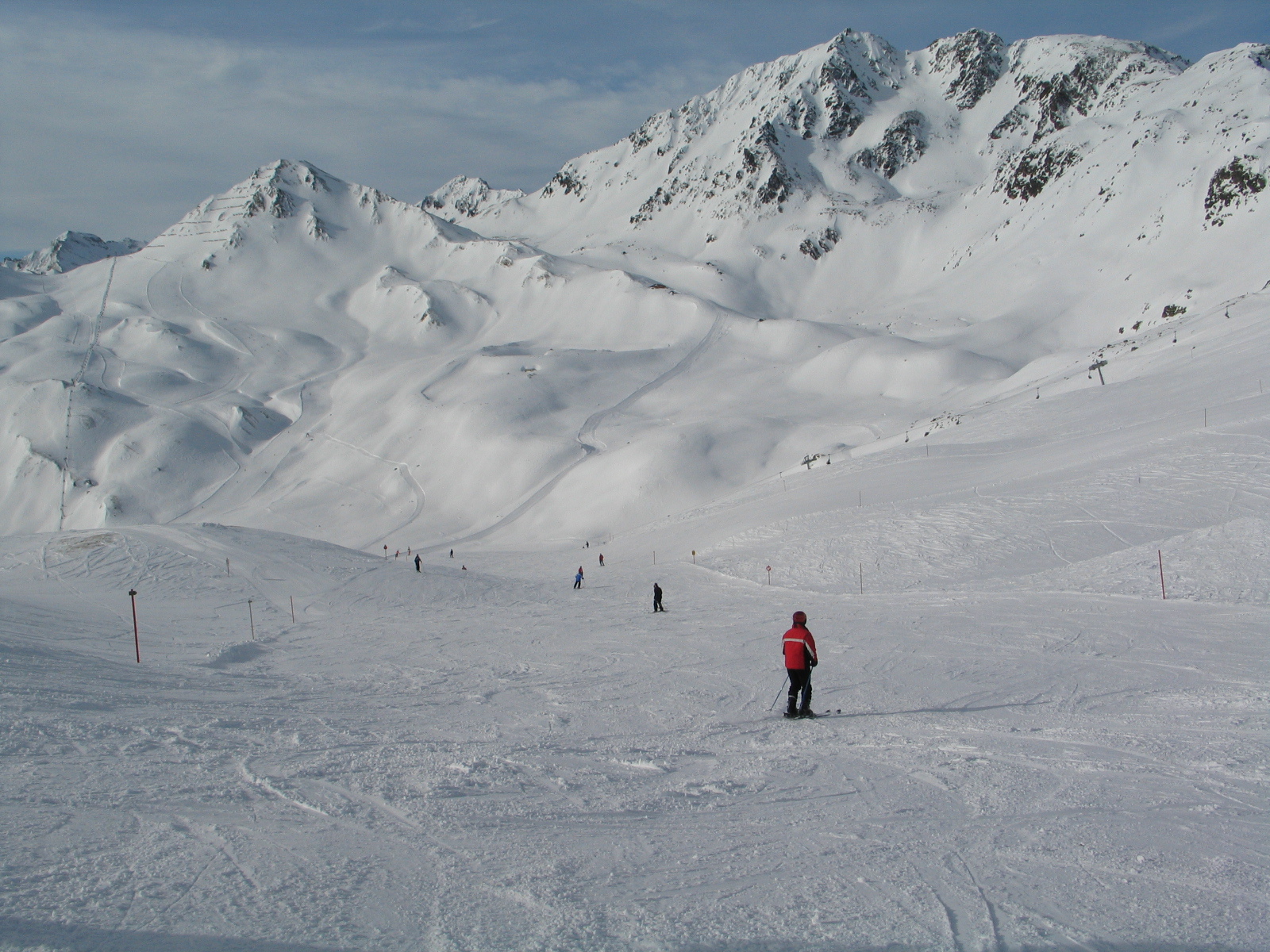 Tömeg nincs a pályákon