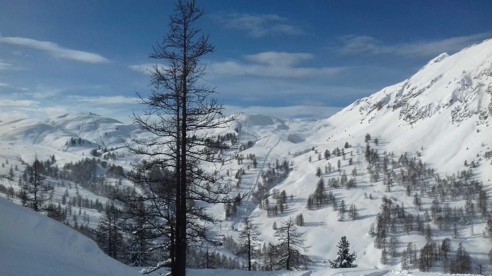 Montgenever, Les Anges alatti pályák