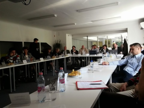 Kérdések, vélemények, célok