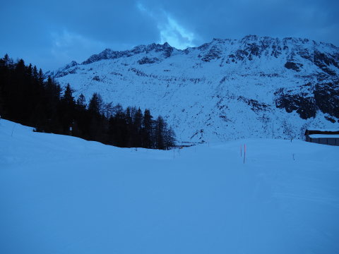 a fa határt elhagyva