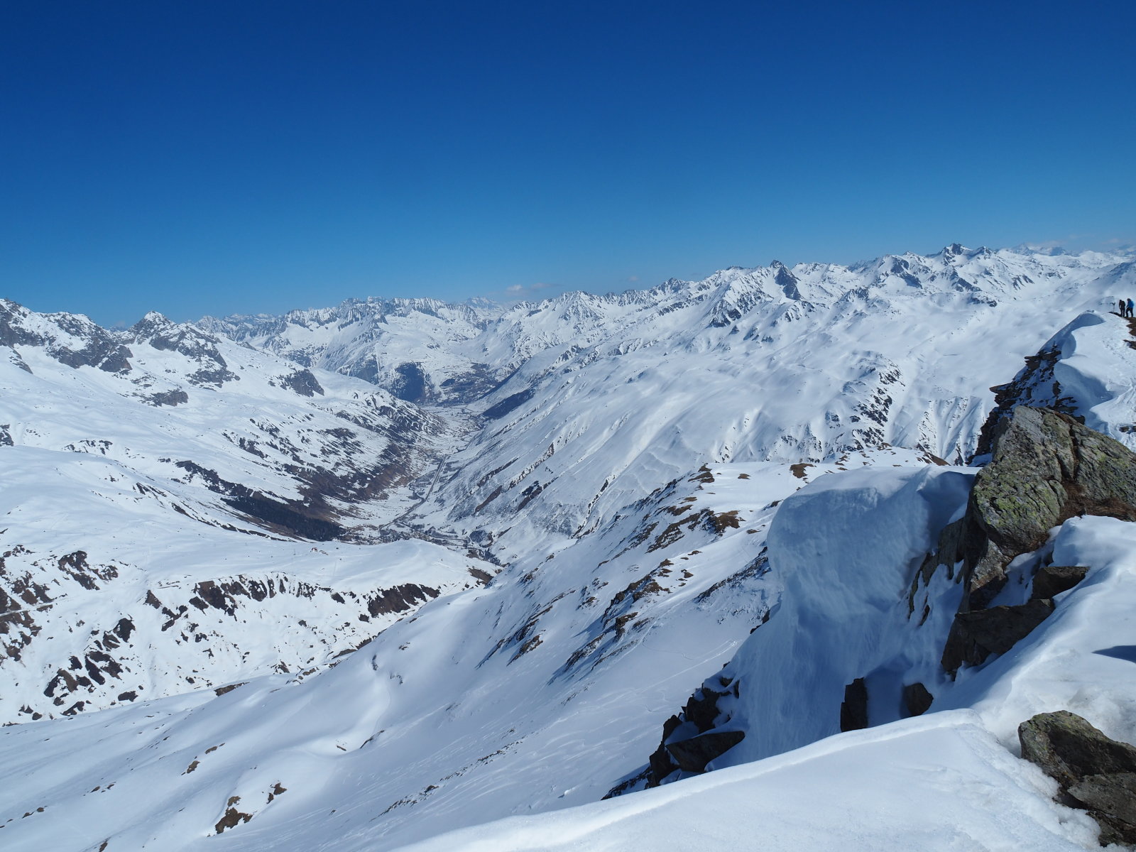onnan indultam a völgyből