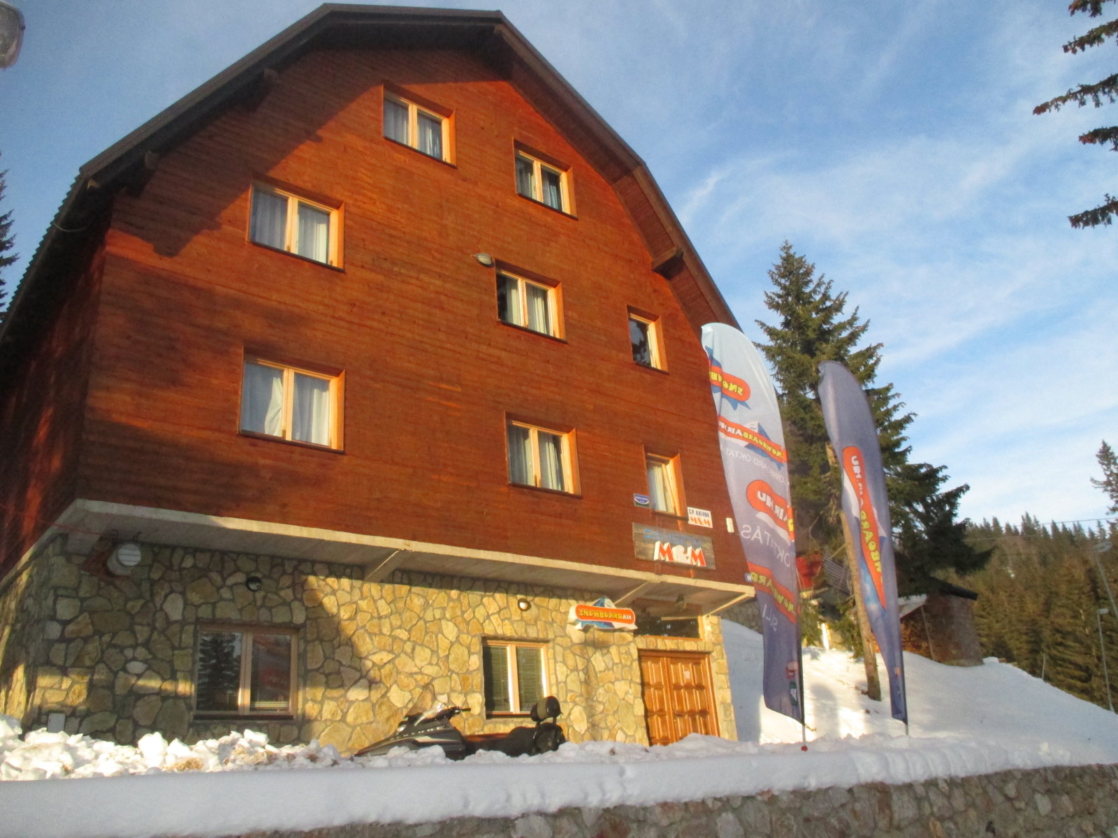 A Snowboardair bázisa kölcsönzővel