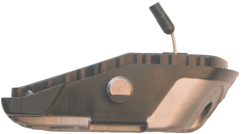 Ilyen sarokadapterrel lehet a kemény snowboardcipőt Step-in-es rendszerűvé alakítani.