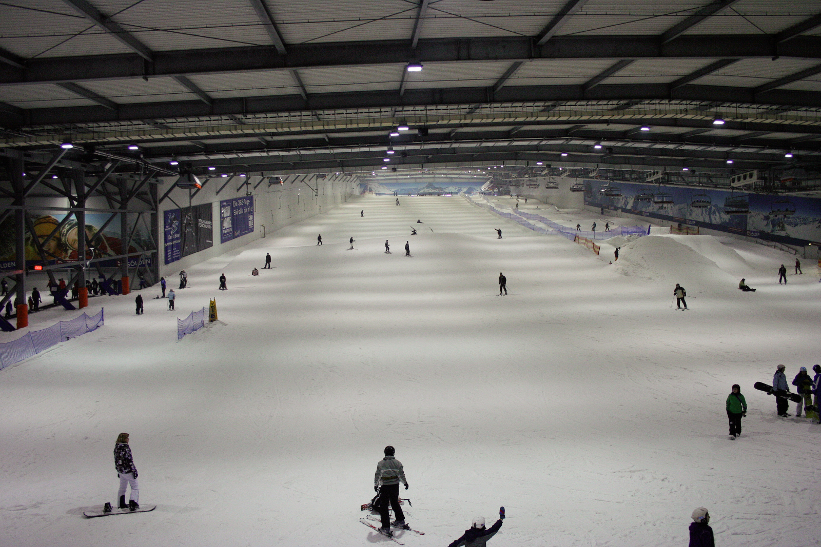 SnowDome-04-halle-01.jpg
