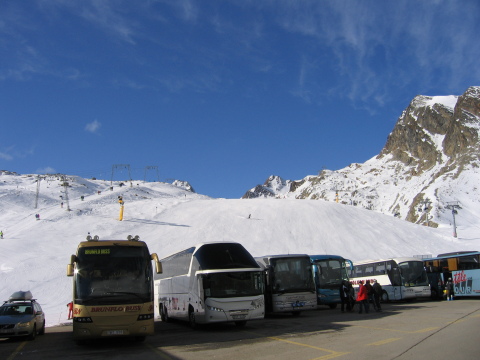 Közel a pályákhoz