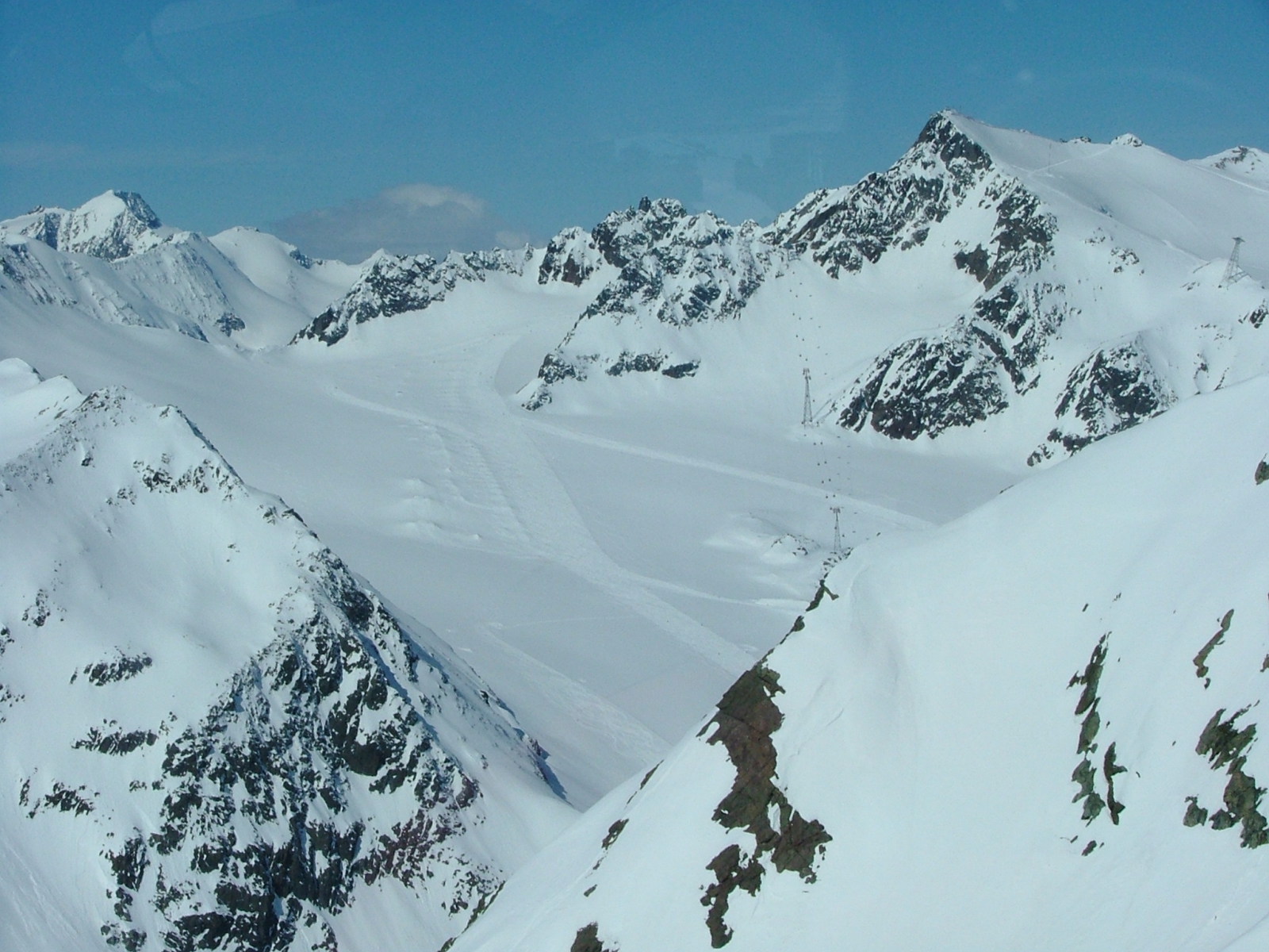 pillantás a Pitztal Gleccserre(Söldenből)