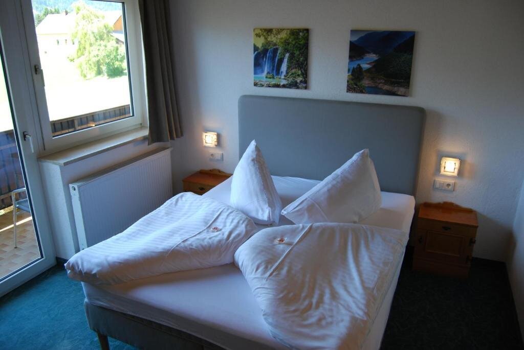 Franciaágyas, standard szoba