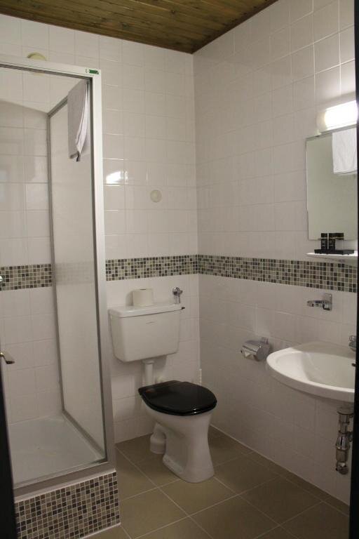 Franciaágyas, standard szoba