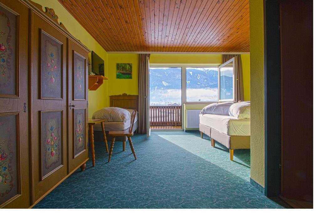 Háromágyas standard szoba