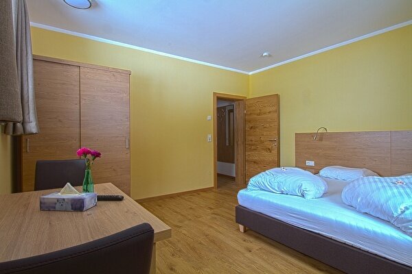 Franciaágyas, komfort szoba