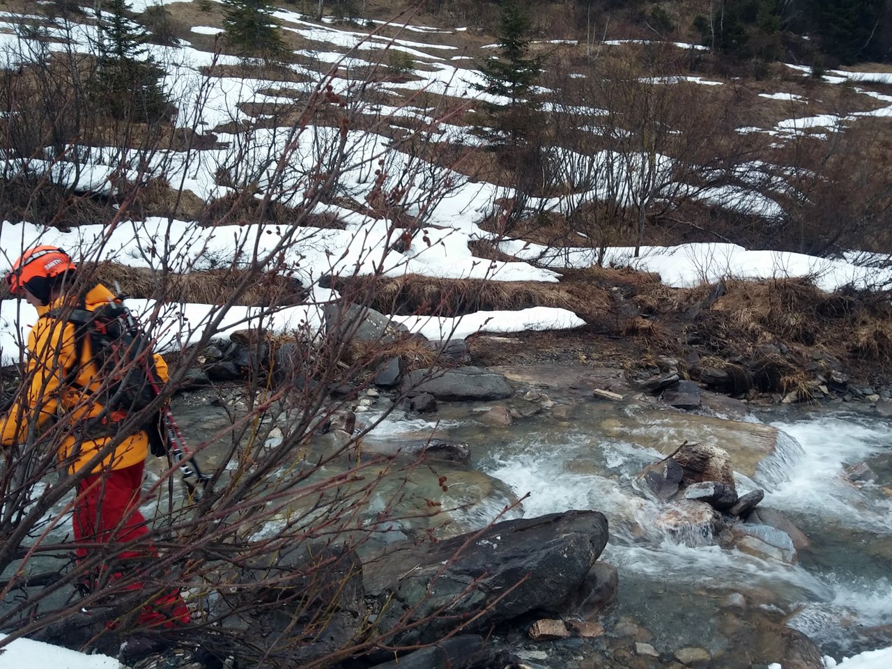 Átkelés ez egyik patakon