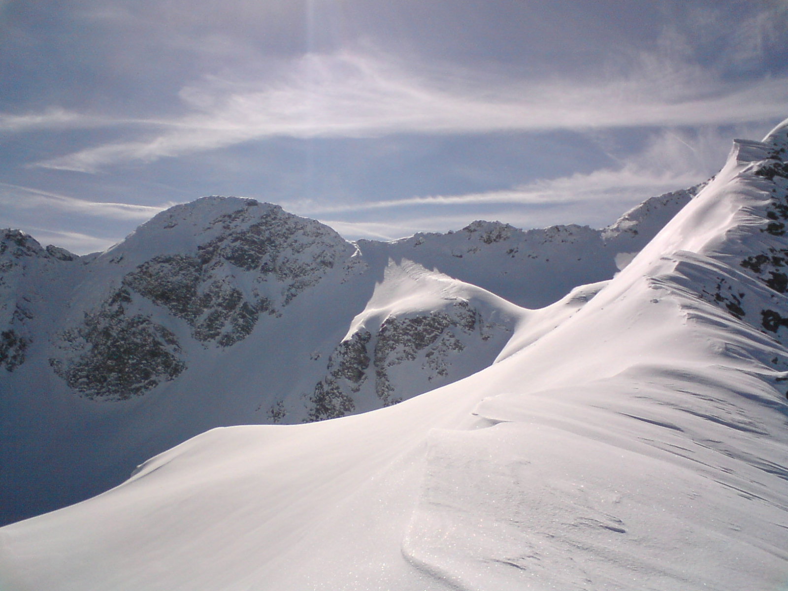 a gerinc túlsó oldala