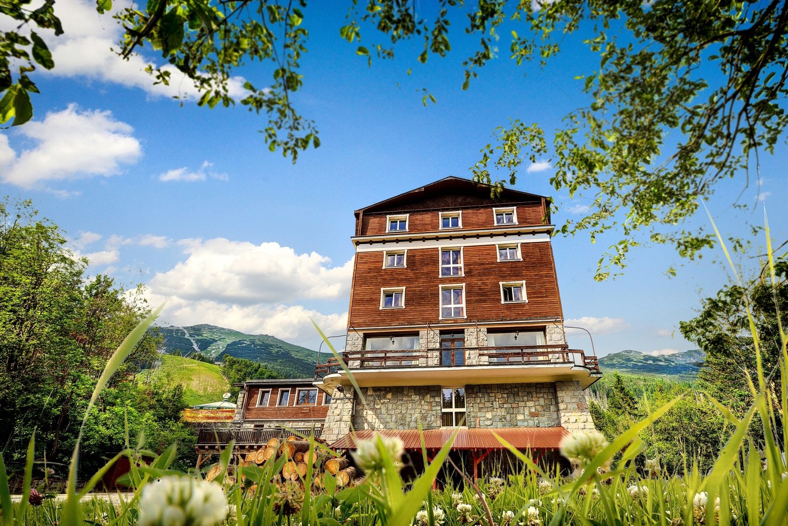 hotel-srdieko-21831393775-o.jpg