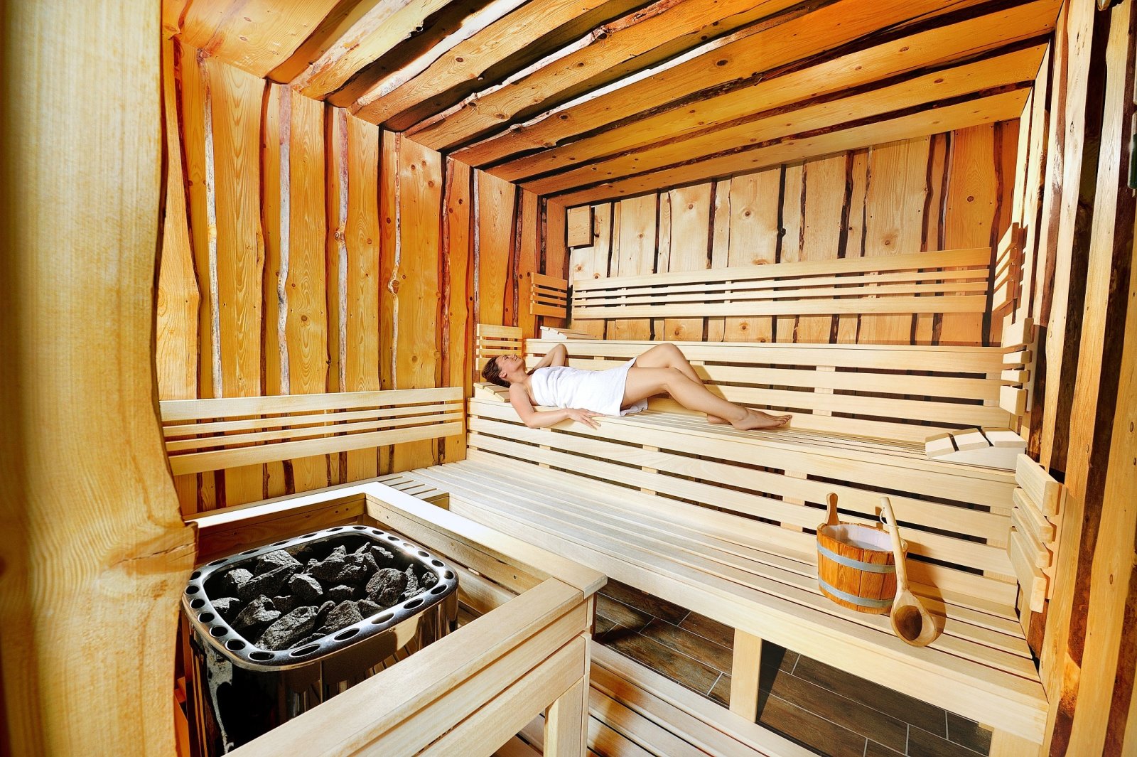 wellness--spa-21643537858-o.jpg