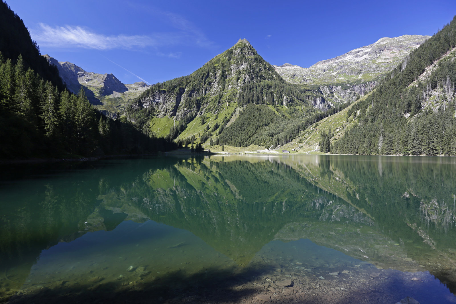 Csodálatos látvány a Schwarzensee partjáról | Herbert Raffal
