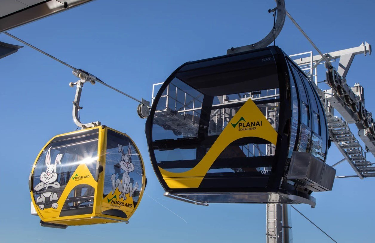 Planai új tízüléses liftje: nyáron ezzel közelíthető meg a Hopsiland játszótér | Fotó: © Harald Steiner