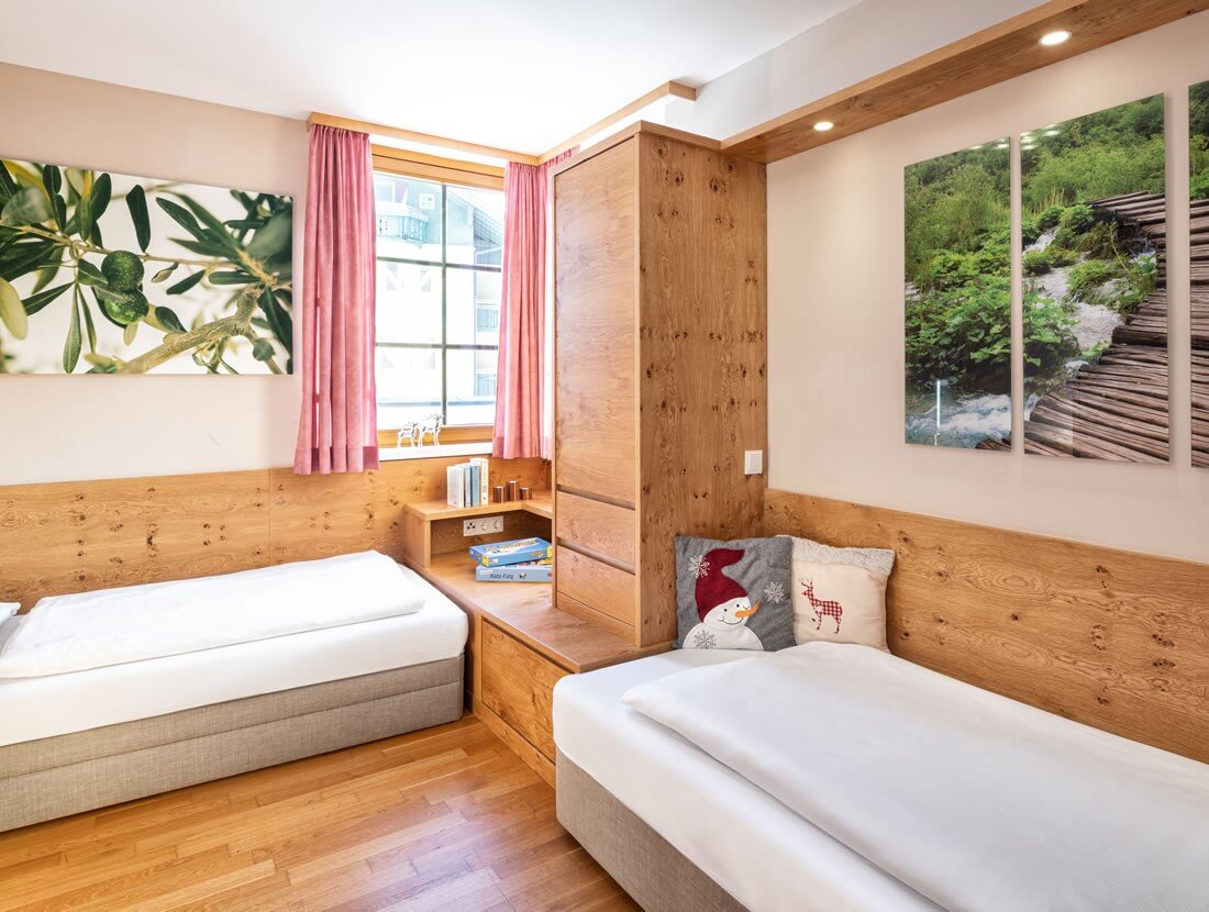 schlafzimmer-einzelbetten-gross.jpg