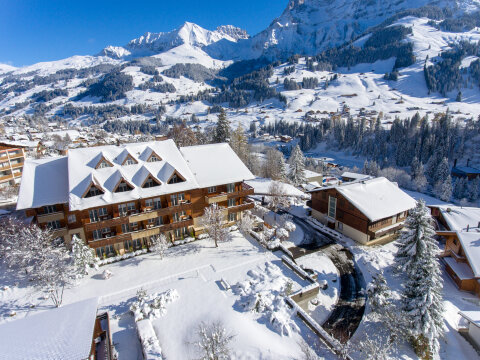 Hotel-Steinmattli-Winter-2-Aussenansicht.jpg