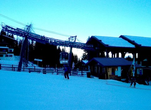 Bettex-felvonó középső állomása, idáig lehetett zavarmentesen lesízni