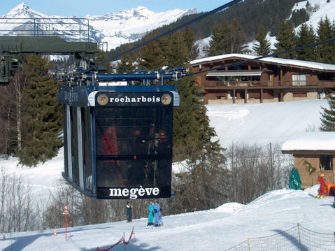 Átkelő kabin Megeve felett