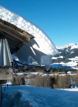 Alá állni veszélyes!