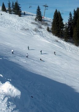 Rövid de meredek (piros) Alpette pálya