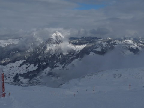 szemben a Grosser Mythen